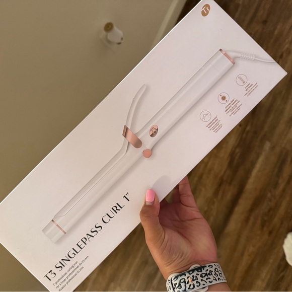 T3 SinglePass Curl 1" in White and Rose Gold - Picture 2 of 4